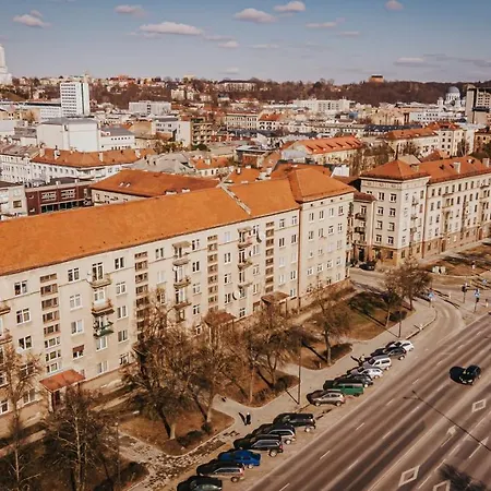 Wonderful In The Heart Of Center