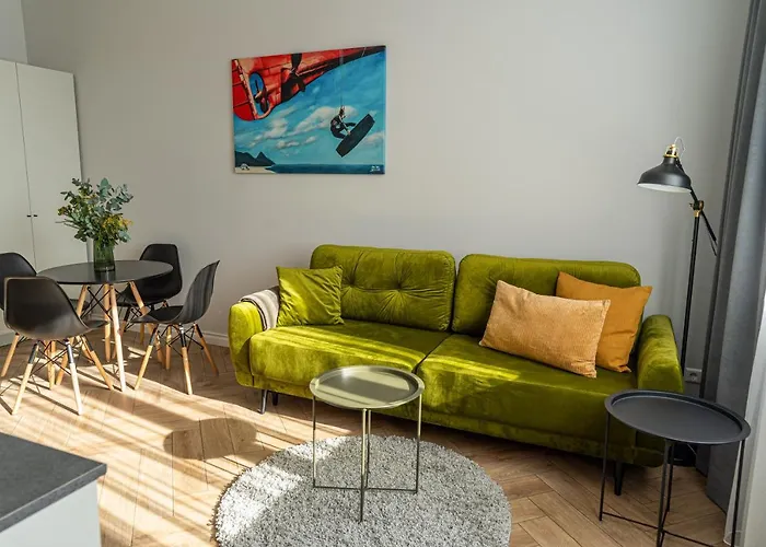 Wonderful In The Heart Of Center *